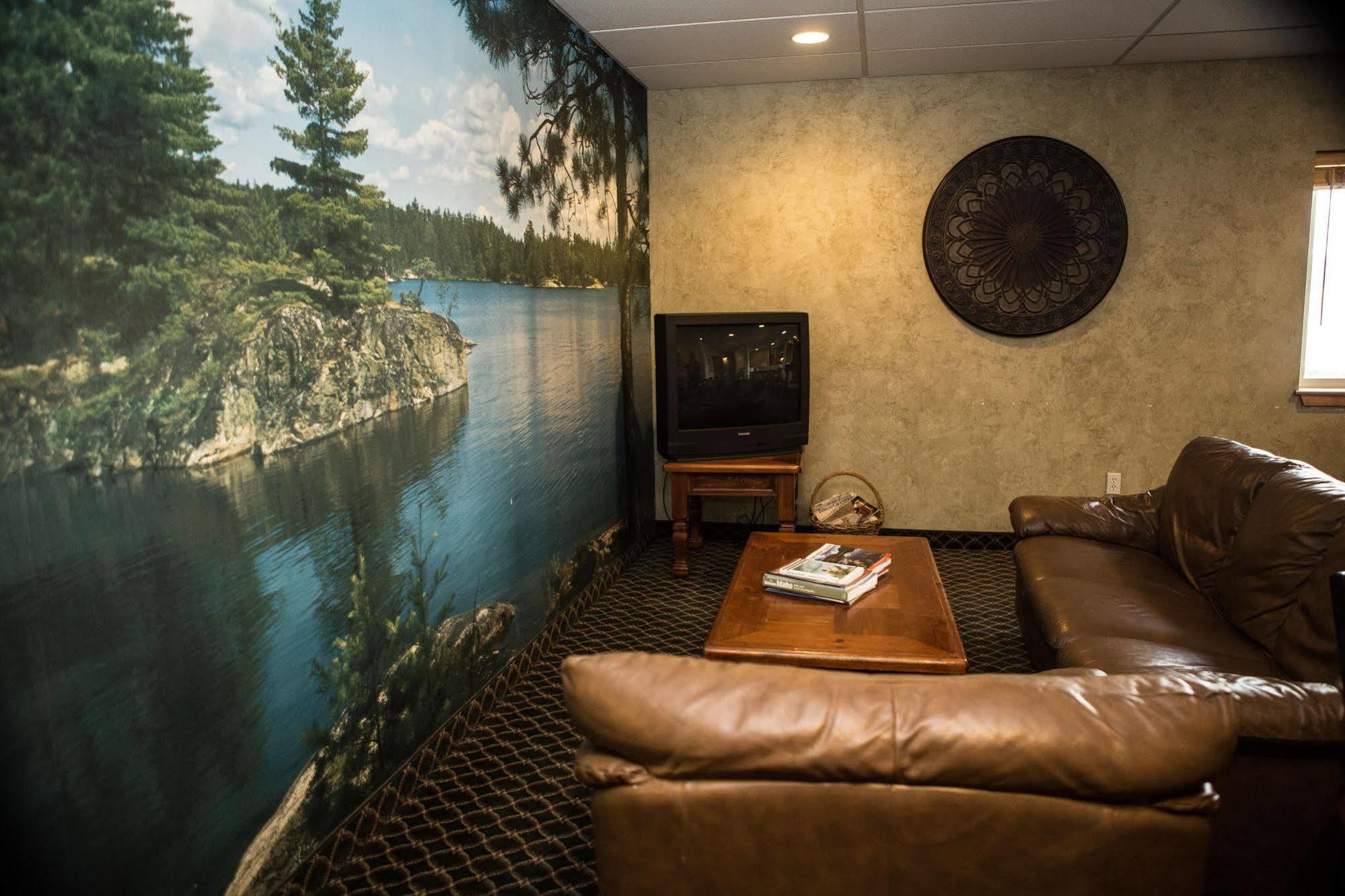 Boulder Creek Inn Donnelly エクステリア 写真